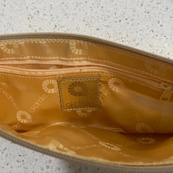 New Akdmds clutch. - Picture 5 of 5